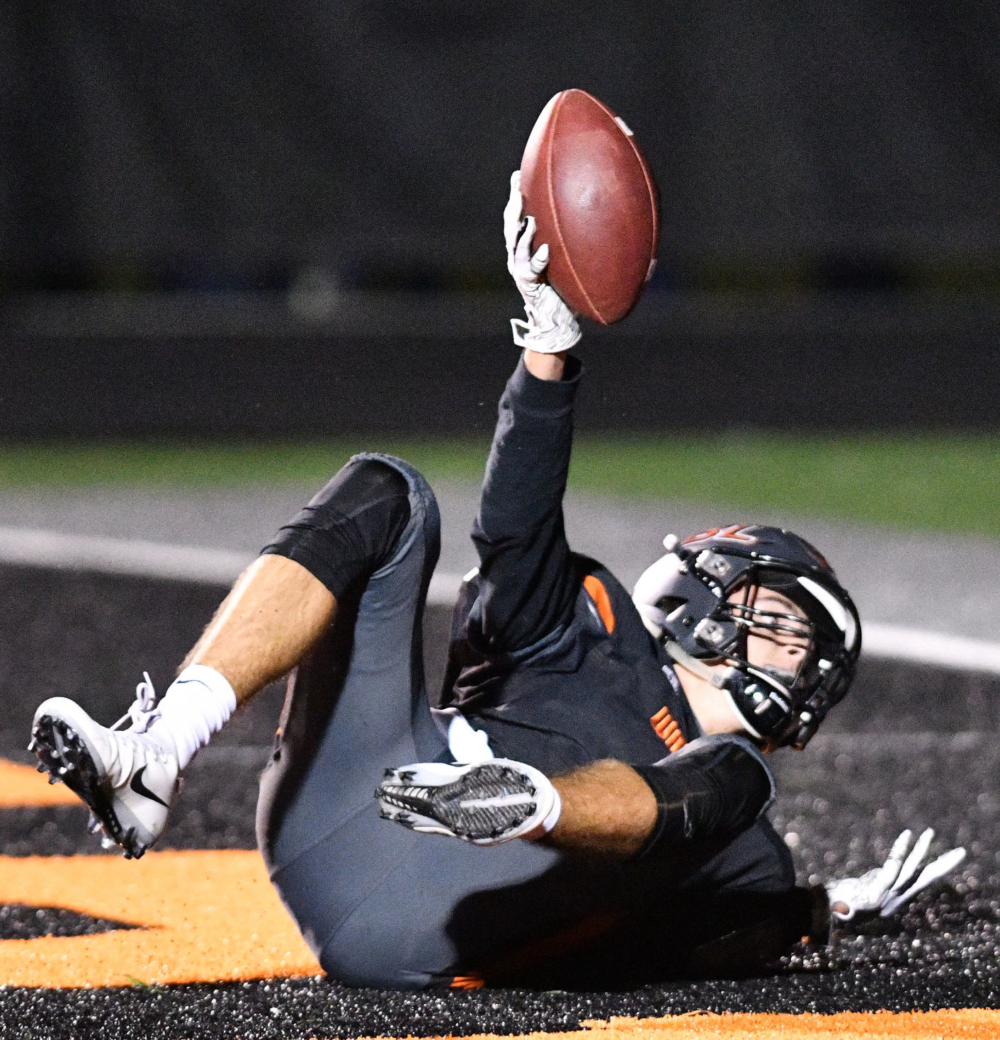SB-L vs Heelan football